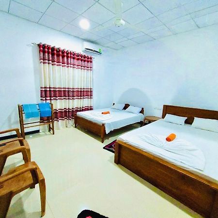 Siyapath Holiday Resort Polonnaruwa Buitenkant foto