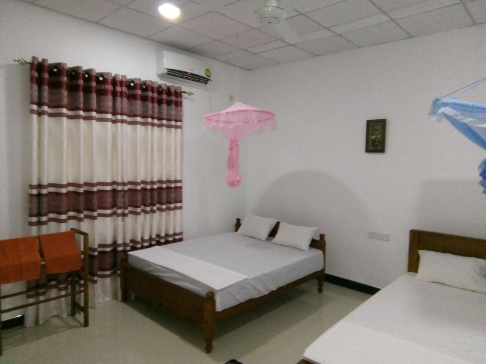 Siyapath Holiday Resort Polonnaruwa Buitenkant foto